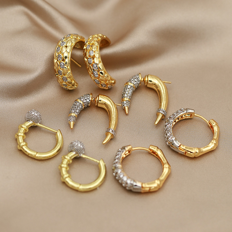 Body Jewelry Unique - ต่างหูคริสตัลทรงเรขาคณิตดีไซน์ใหม่สำหรับผู้หญิง เครื่องประดับแบรนด์แฟชั่น ต่างหูเซอร์โคเนียสุดพิเศษ ดีไซน์ละเอียดอ่อน