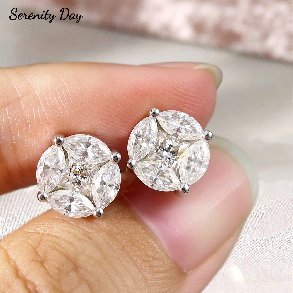 Cluster Stud Ear - ต่างหูโมอิสซาไนต์ทรงคลัสเตอร์ 10 มม. รุ่น Serenity สำหรับผู้หญิง