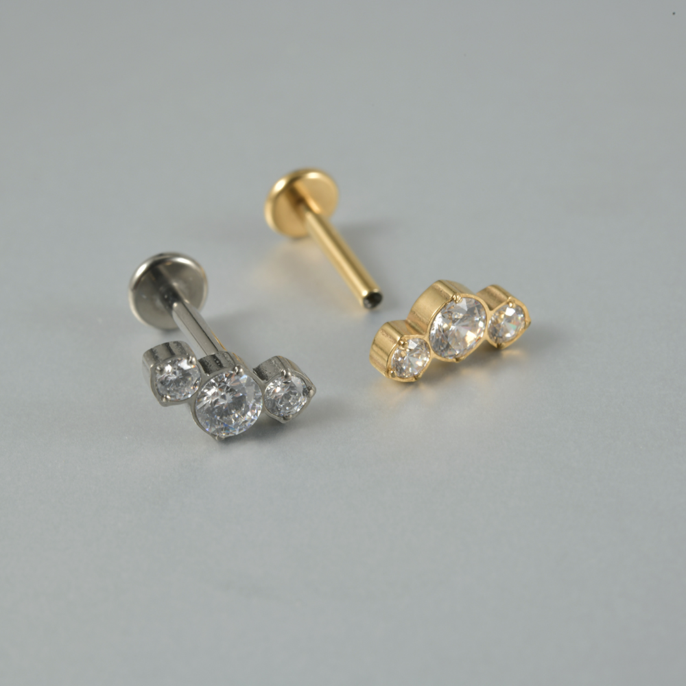 1PC Zircon G23 ไทเทเนียมต่างหู - Cluster Stud Ear บทวิจารณ์และราคา