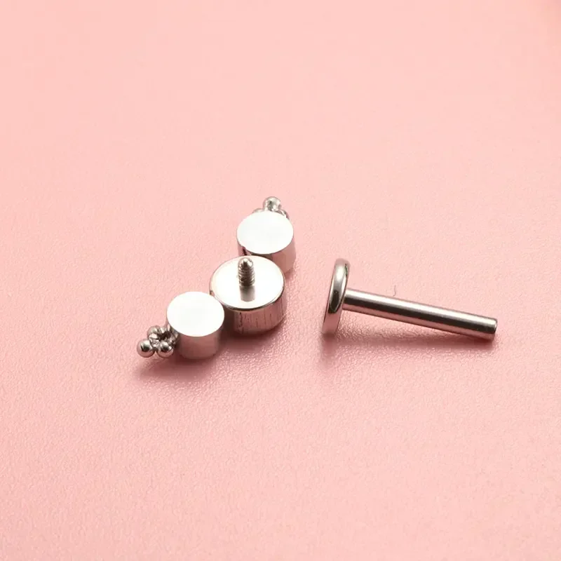 ASTM F136 ไทเทเนียมเจาะ 16/18G - Cluster Stud Ear บทวิจารณ์และราคา